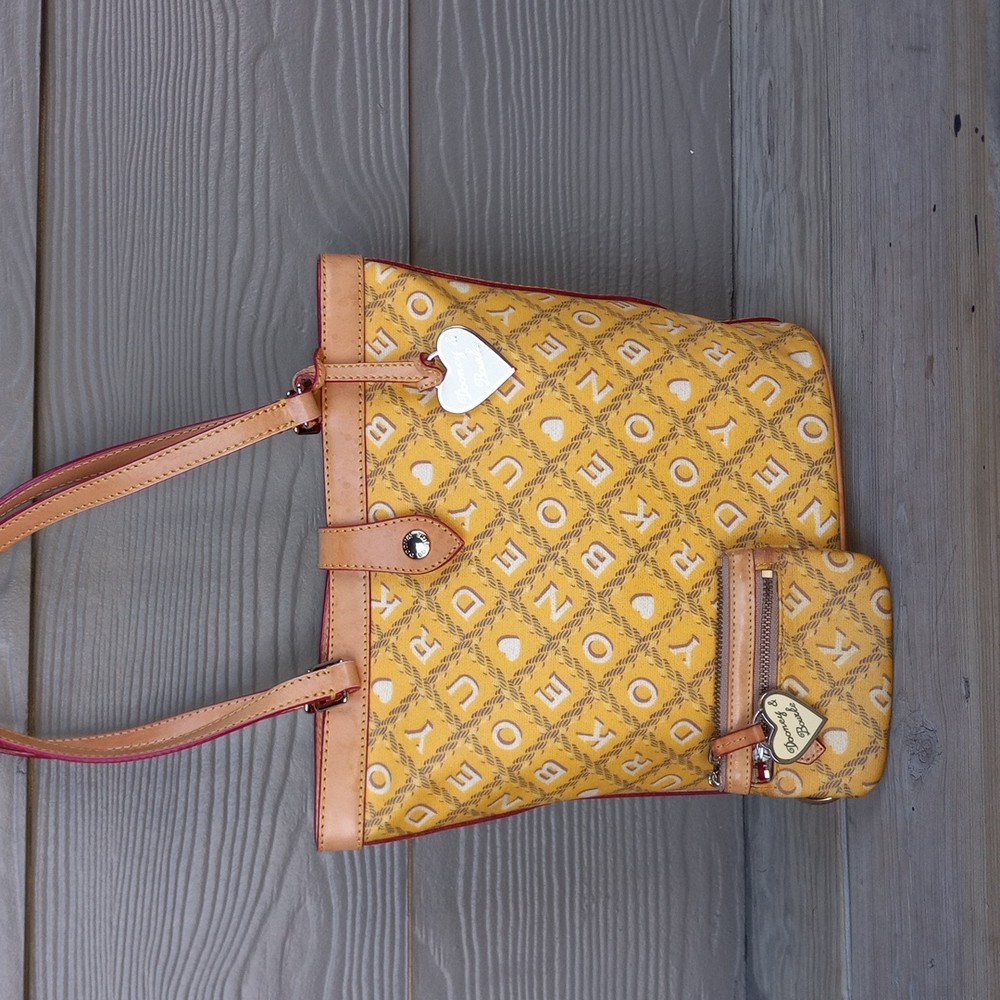 💛 Dooney & Bourke Vintage Coated Cotton Leather Crossword Tote Bag & Wallet 💛